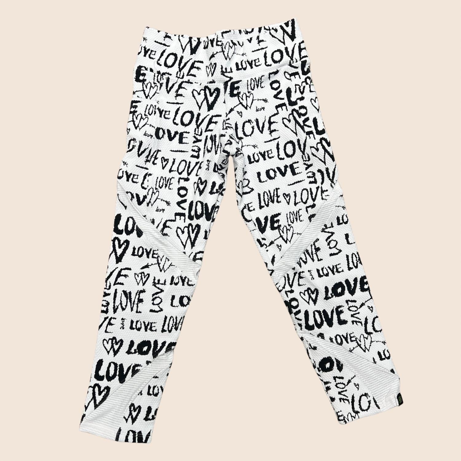 BBrazil Clothing Love Capri Leggings in white - women's pants - detail view