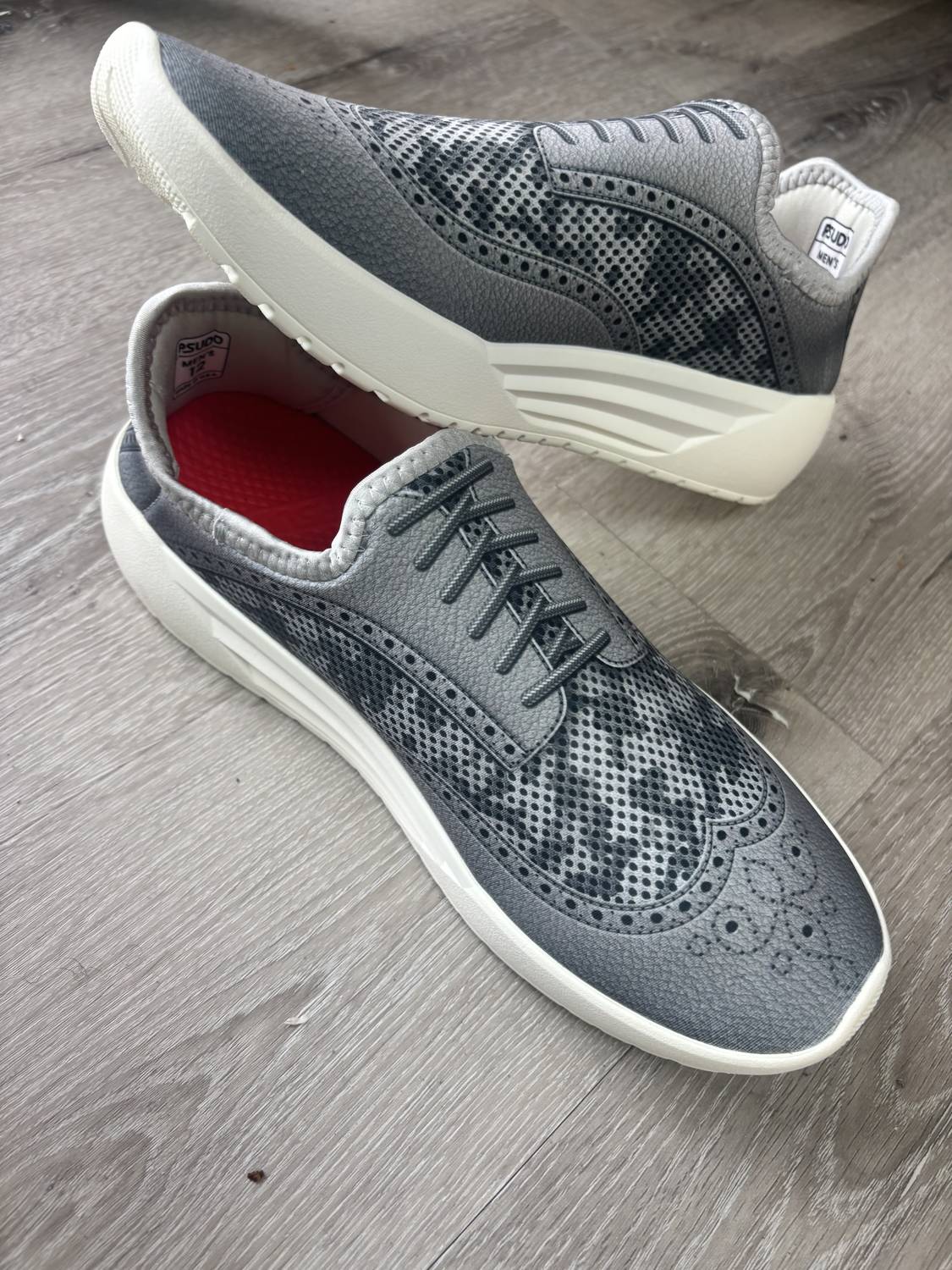 Psudo - Men's Court Wingtip Sneaker