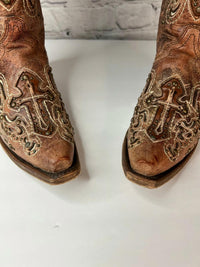 Corral - Women's Inlay Cross And Studs Cowgirl Boots