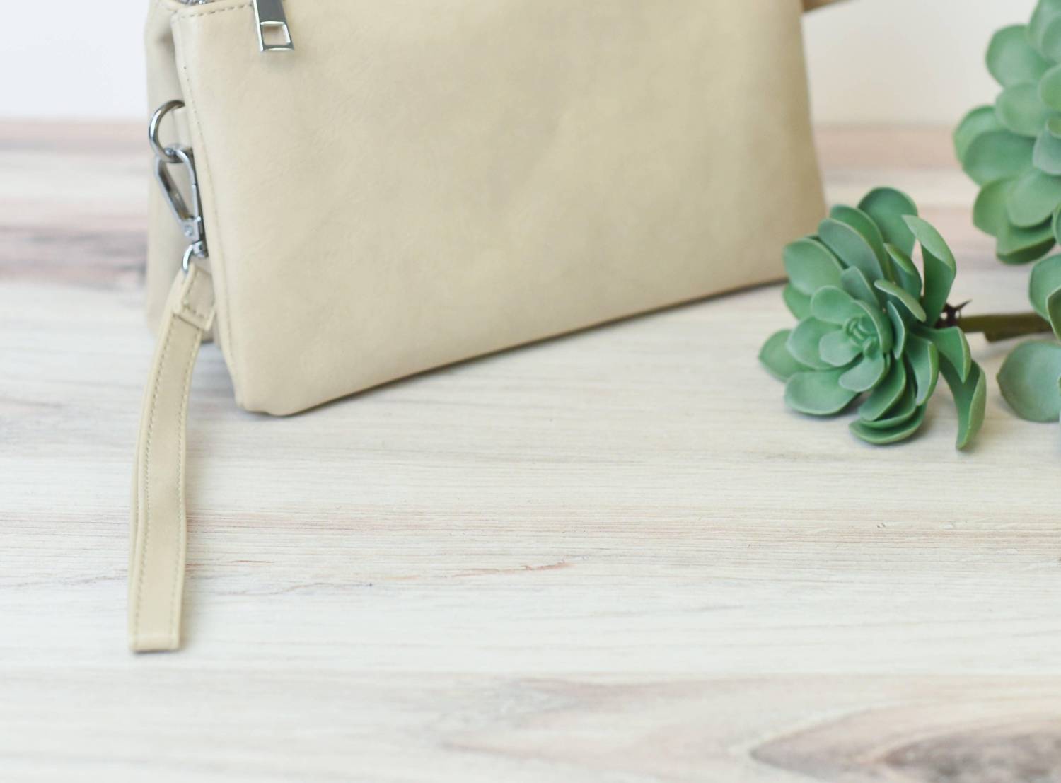 Lauren Lane - Women's Kayla Vegan Leather Clutch Wristlet Crossbody Bag