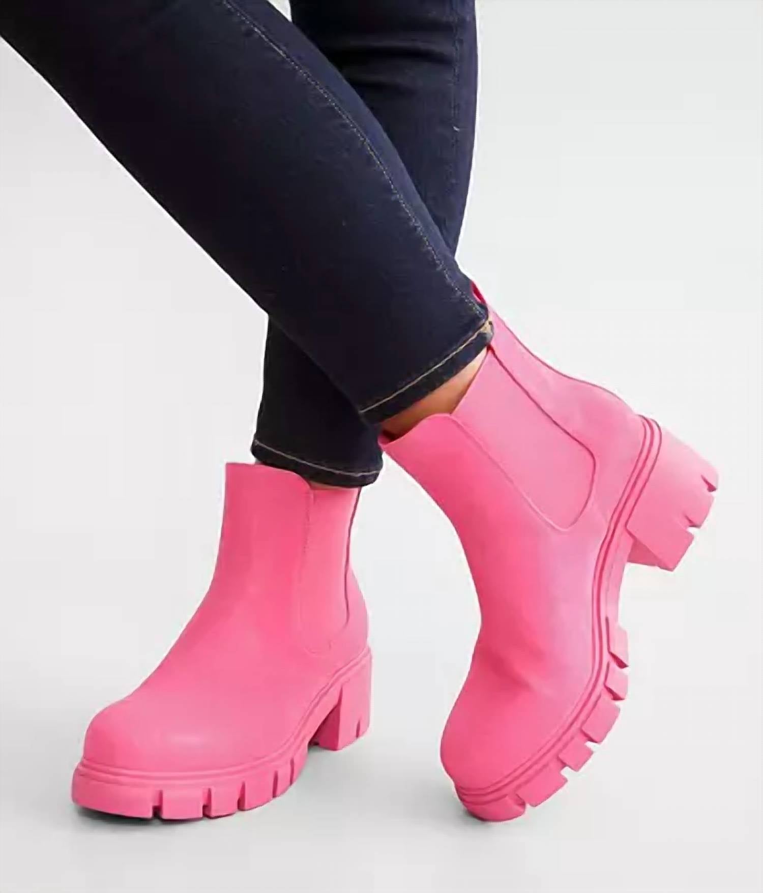 Mia - Women's Ivy Lug Bootie - Medium