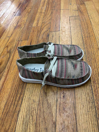 Gypsy Jazz - Women's Hip 4 slip on shoes