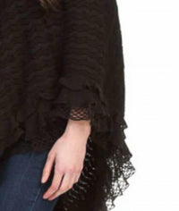 Papillon - Scallop Hem Chevron Stripe Poncho