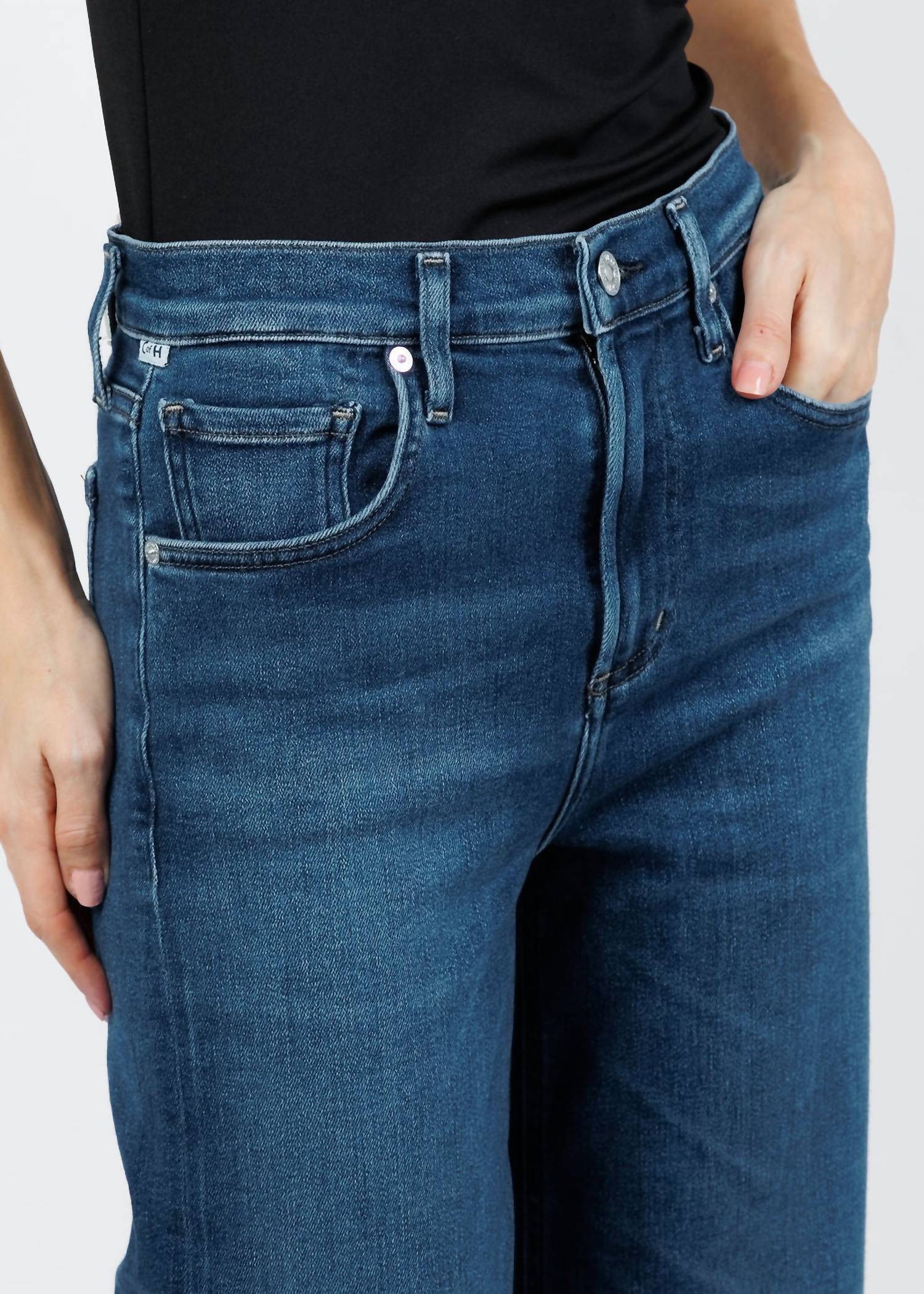 Citizens Of Humanity - Lyra Wide Leg Crop Clean Hem Jeans