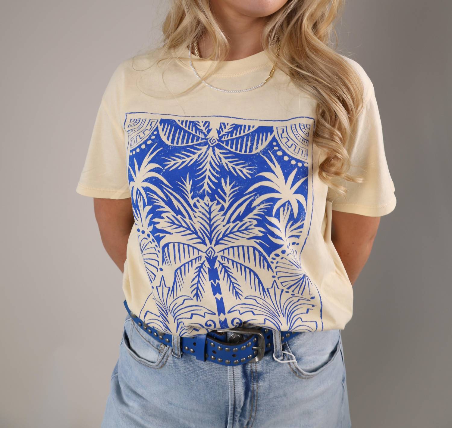 Z Supply Palms Boyfriend Tee Top in custard - women's t-shirt