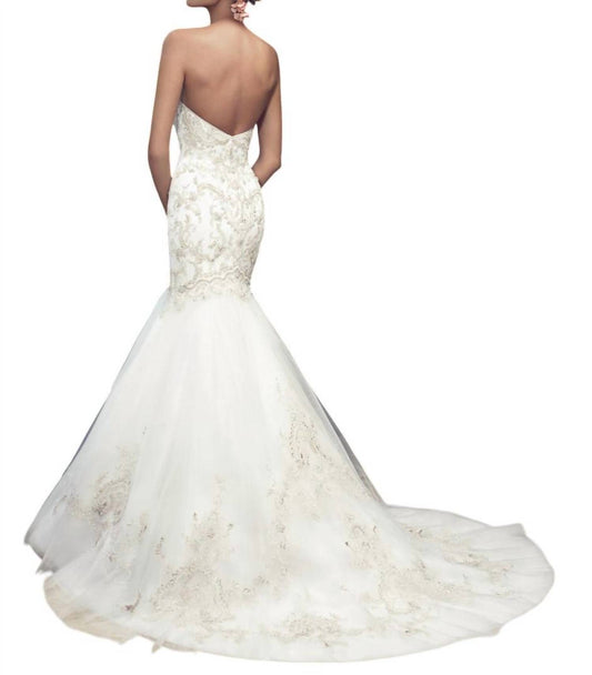 Casablanca - STRAPLESS FIT AND FLARE SHAPED GOWN