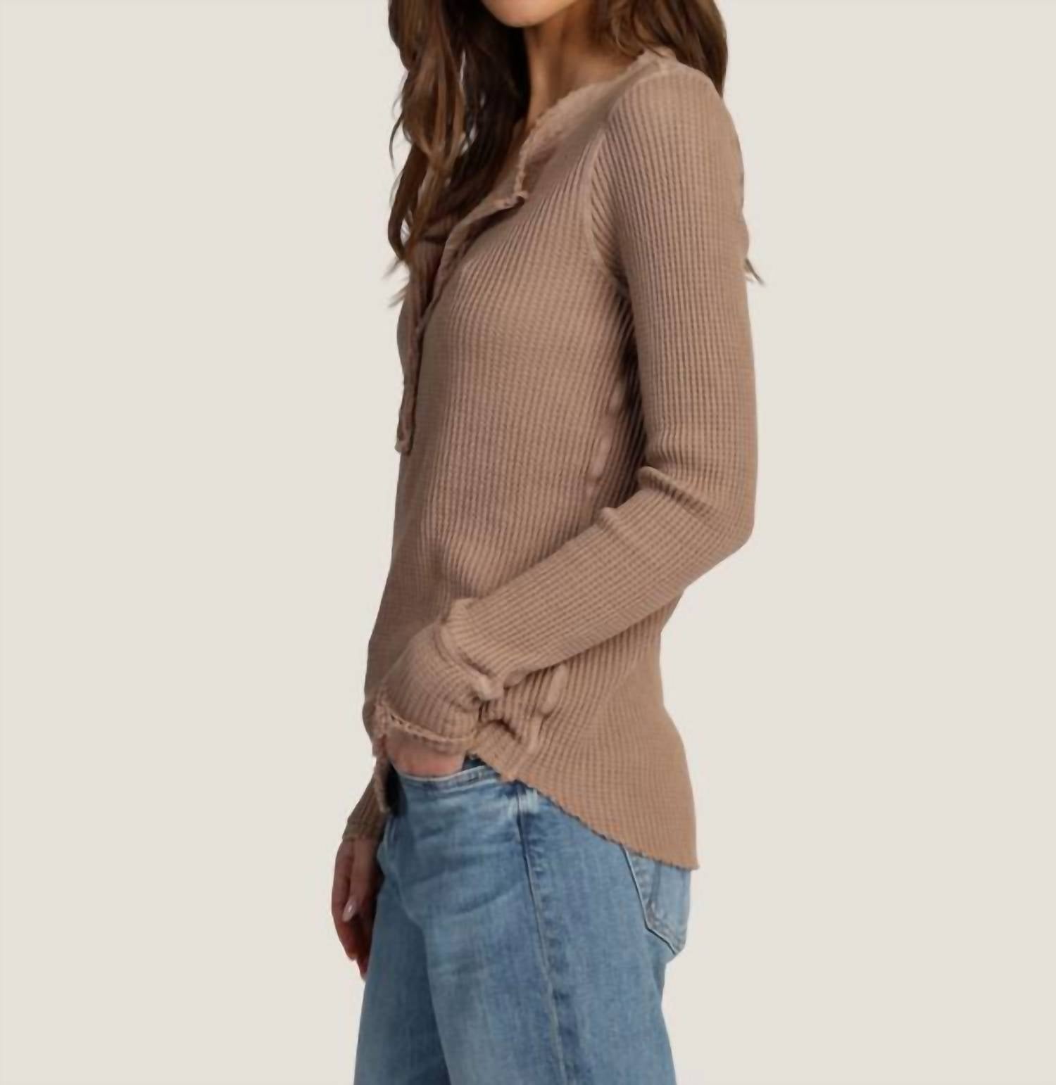 Dylan - Brooks Button Top