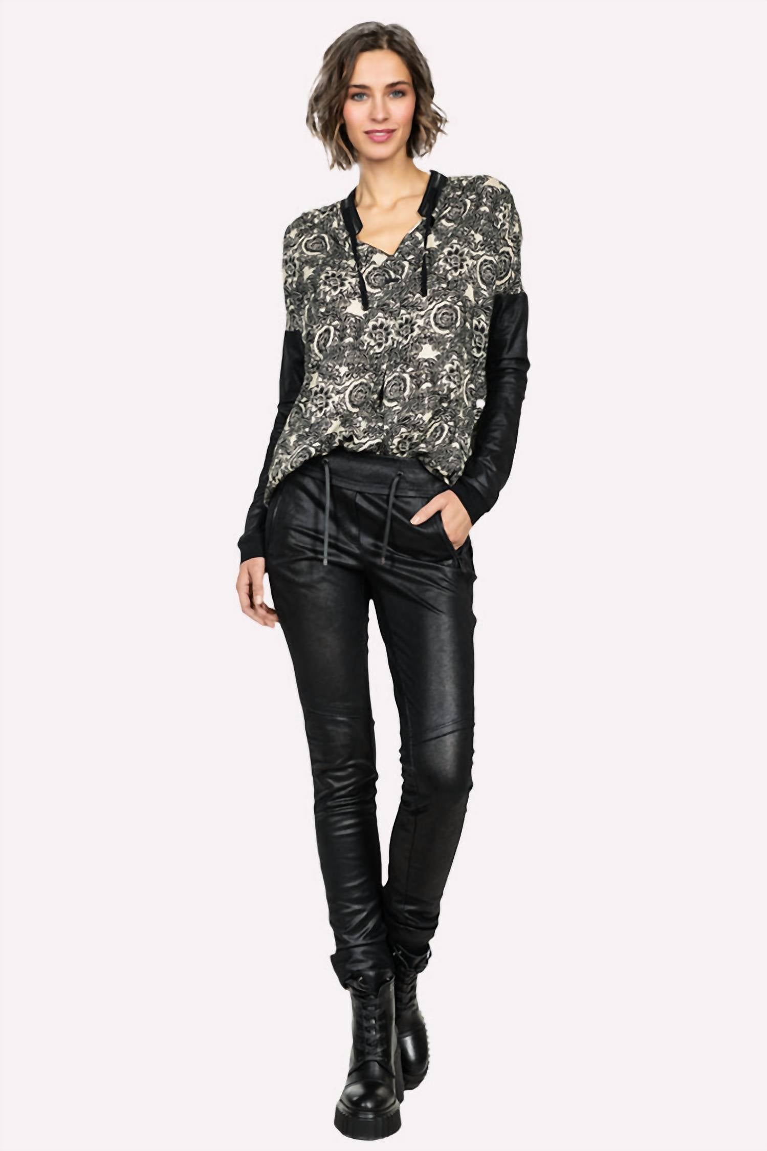 Beate Heymann Classic Straight Jogger in black - women's pants - alternate view