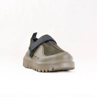 Ugg - Men's Peakwood Lowcut Shoes