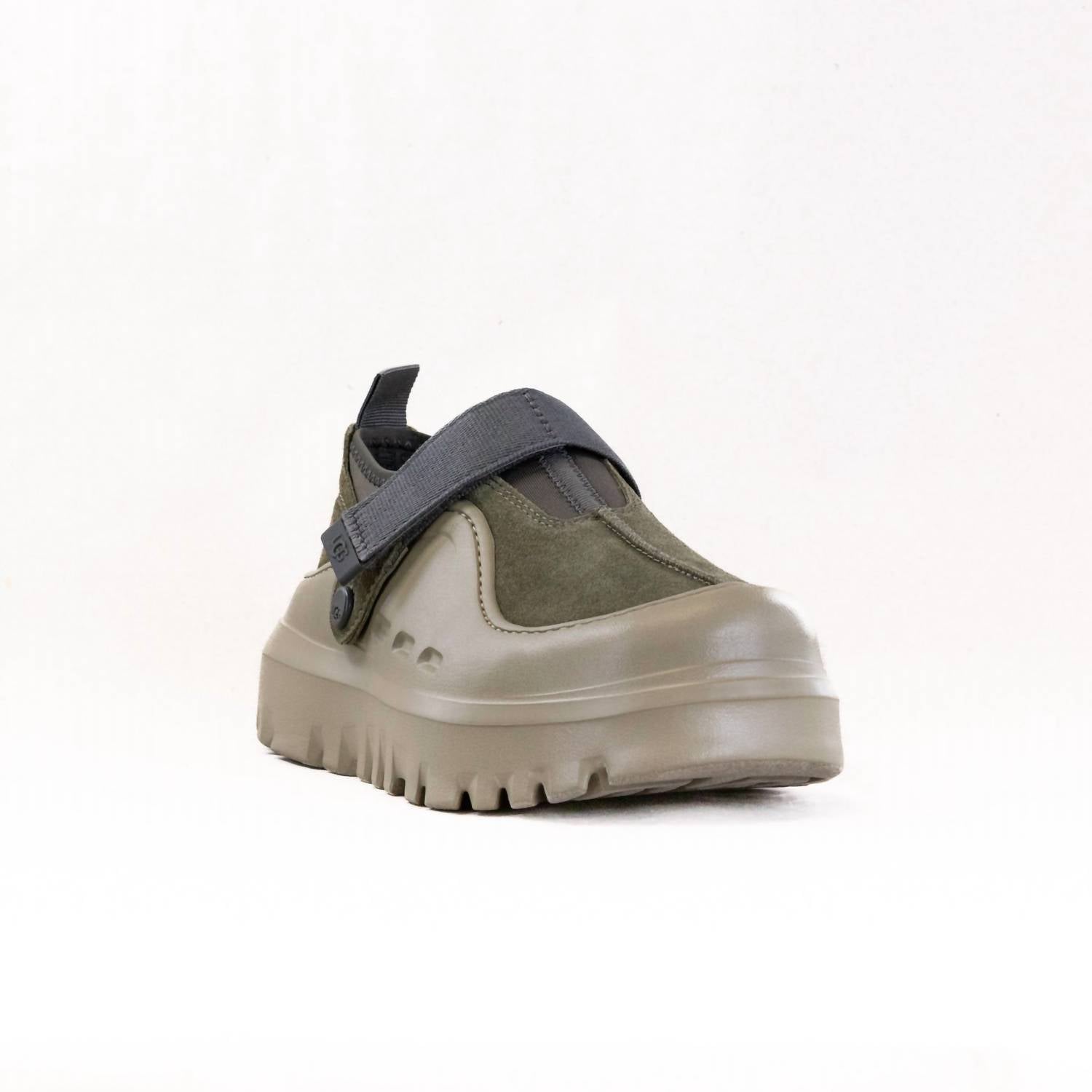 Ugg - Men's Peakwood Lowcut Shoes