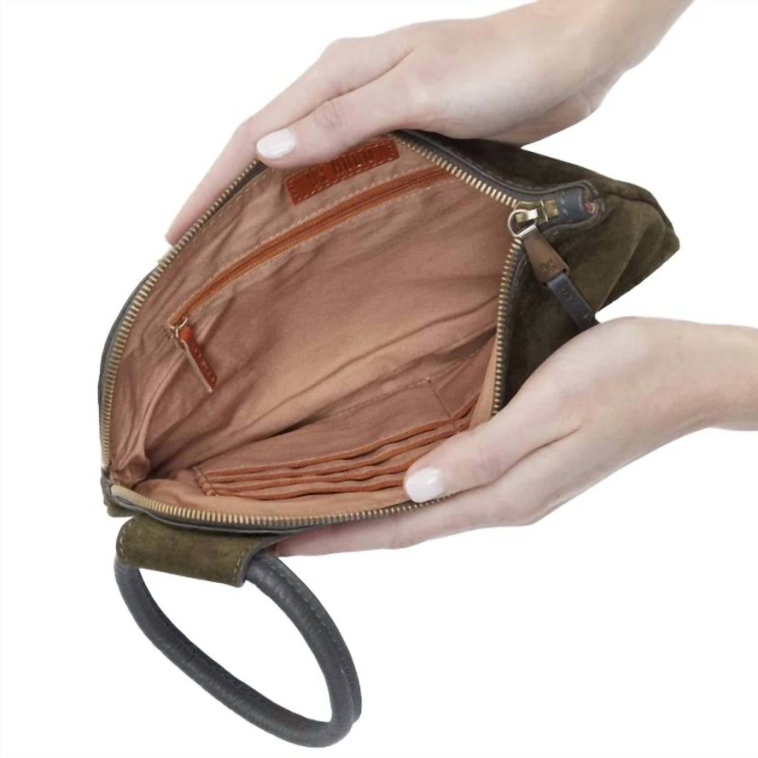 Hobo - Women's Sable Wristlet