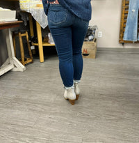 Judy Blue - Mid Rise Thermal Skinny Jeans
