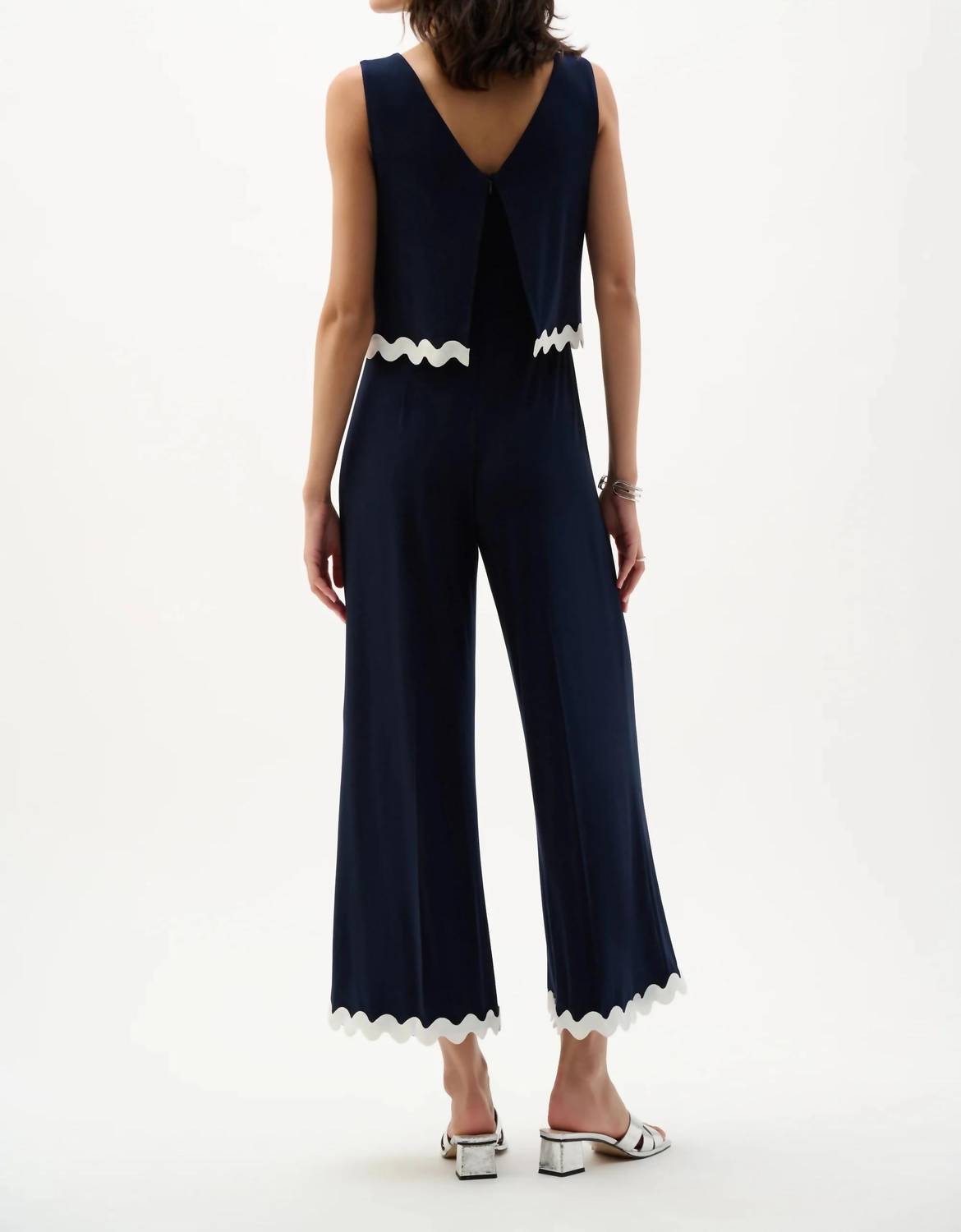 Joseph Ribkoff - Contrast Trim Sleeveless Culotte Jumpsuit