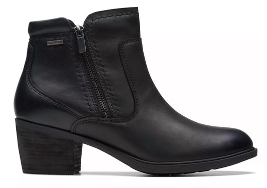 Clarks - Women's Neva Zip Boot