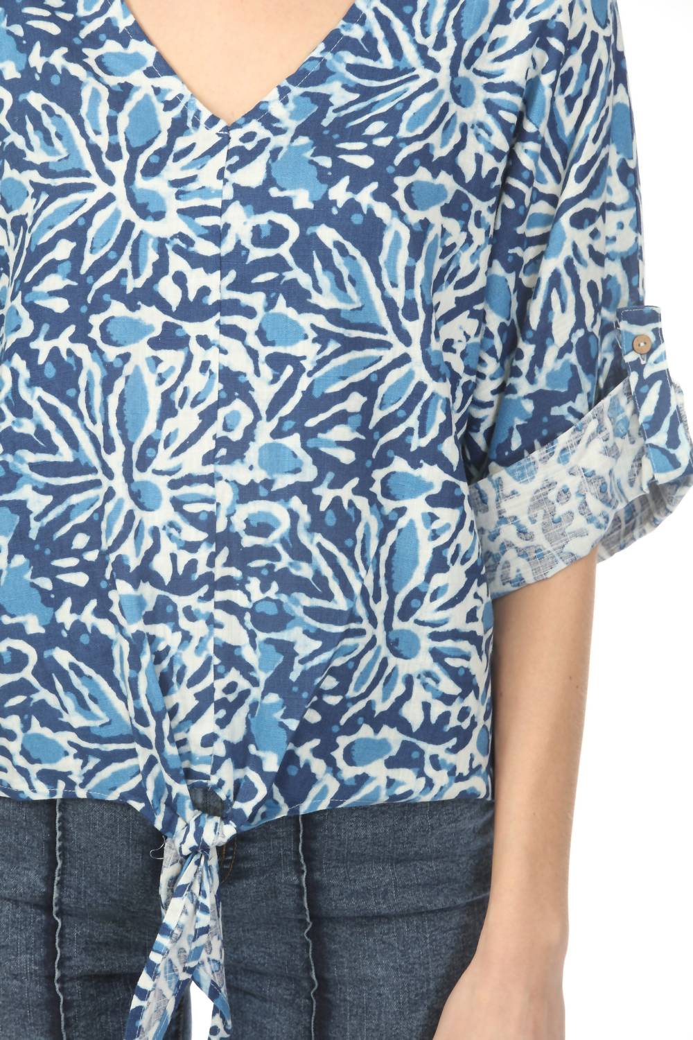 Charlie B - Printed Quarter Roll-up Sleeve Front Tie Top