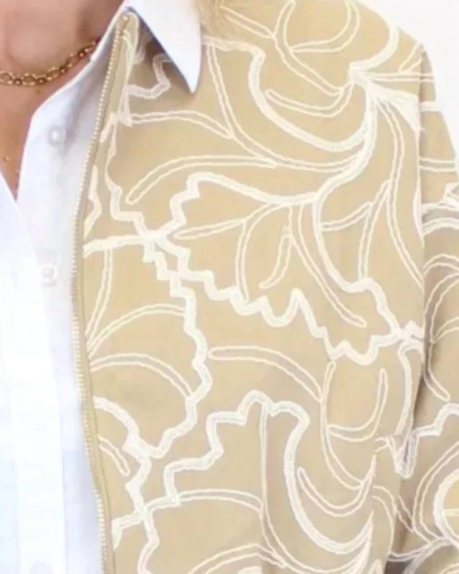 Entro - Embroidered Foliage Jacket