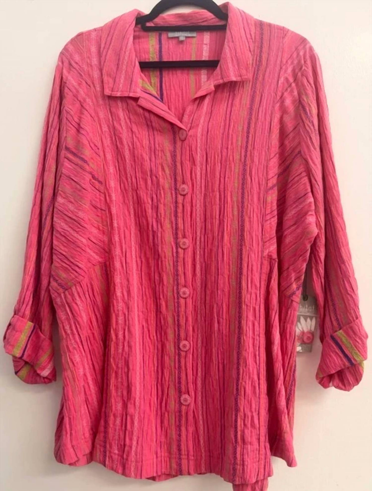 Habitat - Women's Long-sleeved Button-up Shirt
