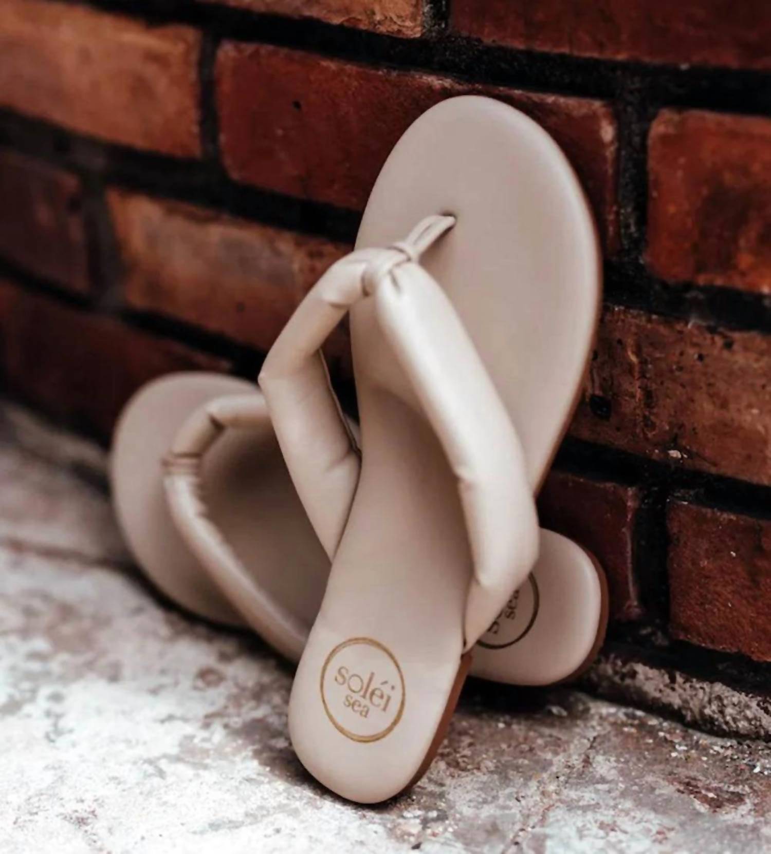 Solei Sea - Women's Gisel Thong Sandals