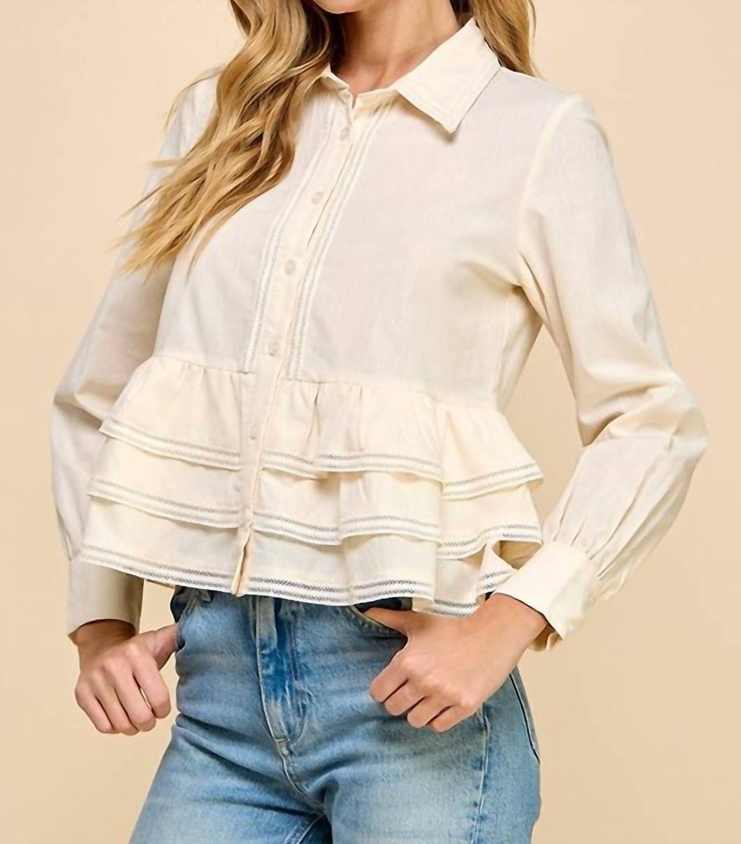 TCEC Ruffle Blouse in white - women's blouse - detail view