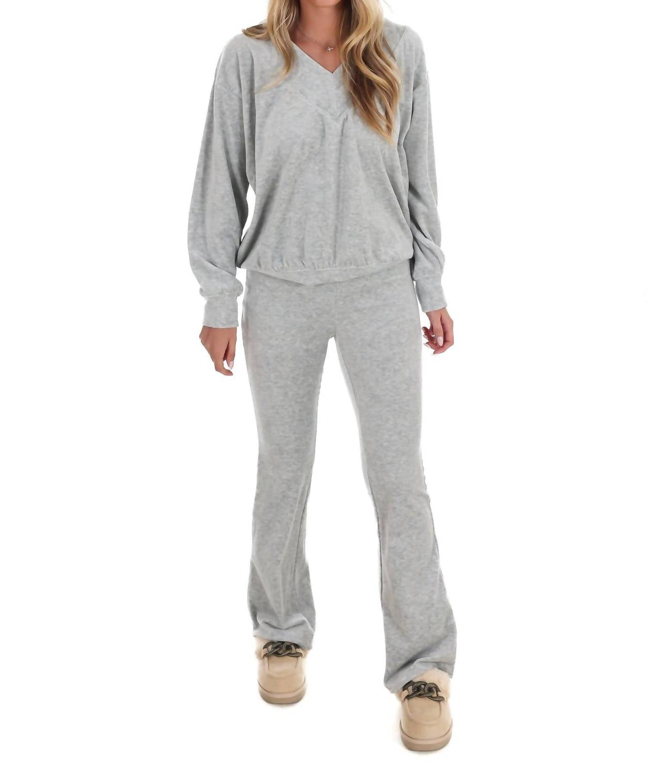Le Lis - Lounge All Day Two Piece Set