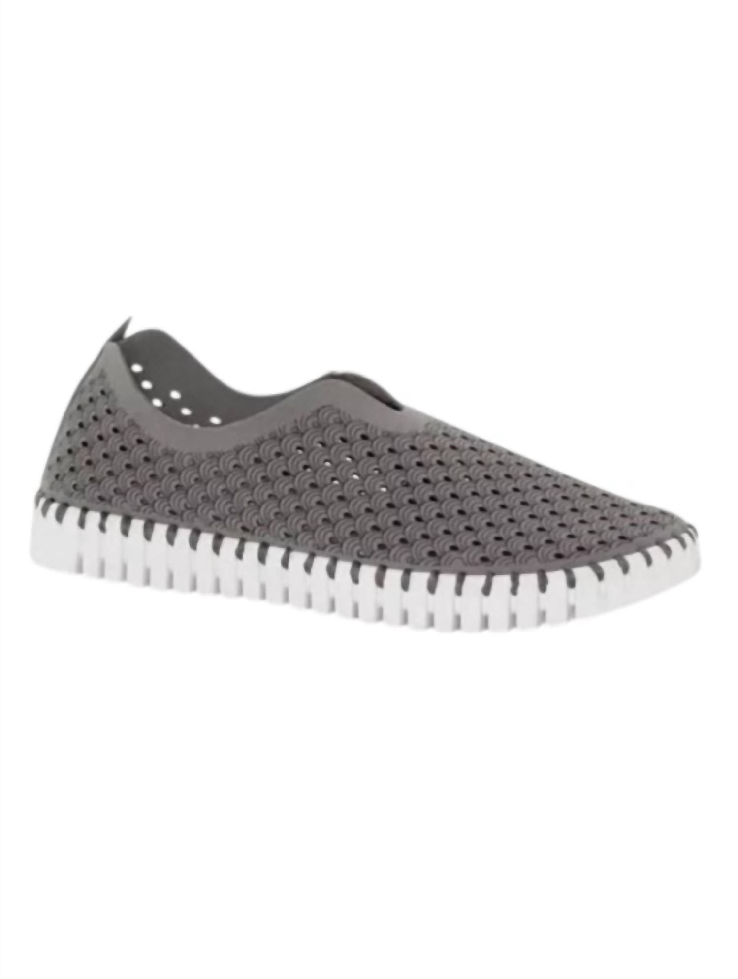 Ilse Jacobsen Women's Tulip 139 Slip-on Sneaker in atmosphere - women's sneaker