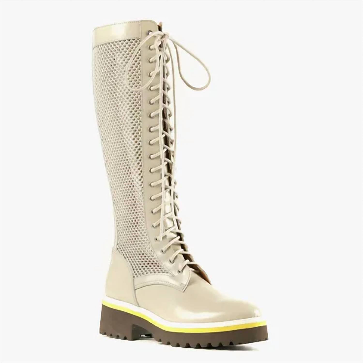 All Black - Women Beyond Boot