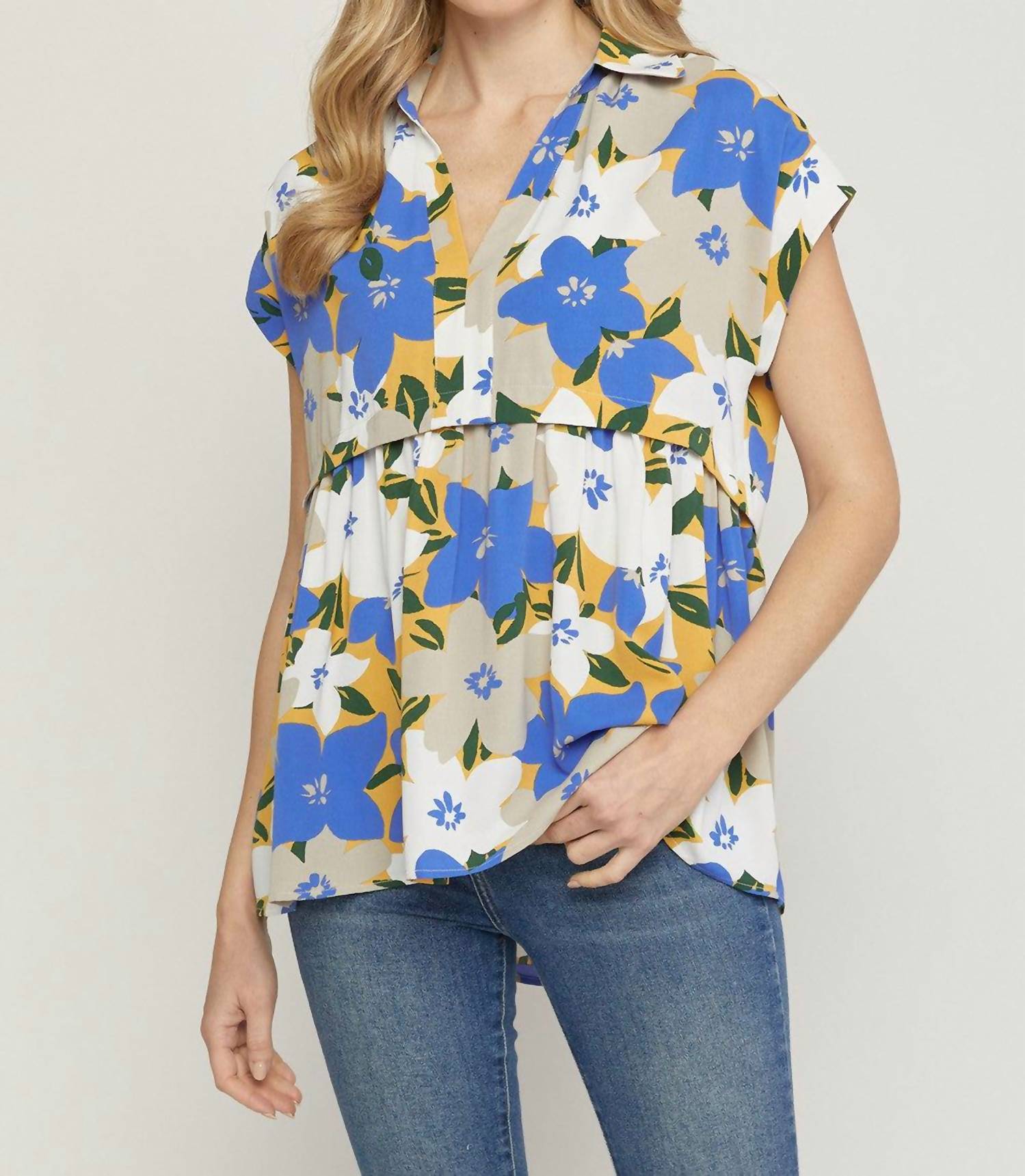 Entro - Floral Print V-neck Top