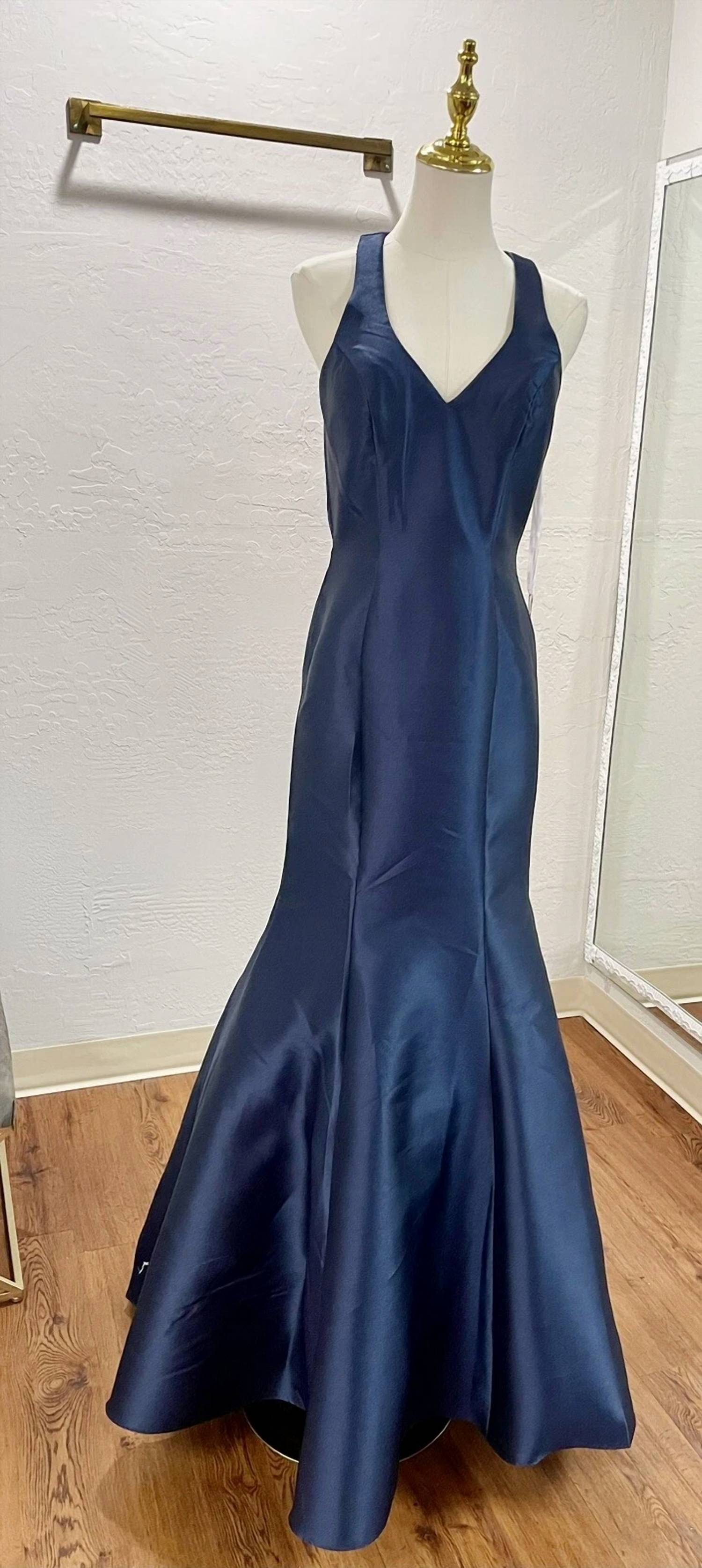 Ladivine - Fitted Mikado Mermaid Gown