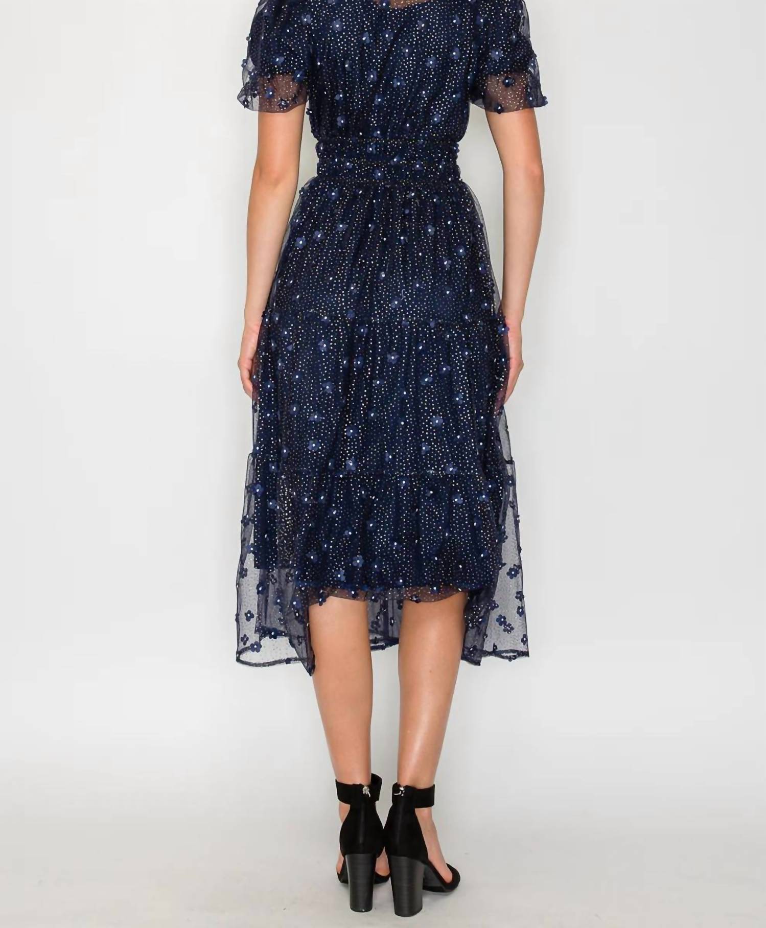 Meet Me In Santorini - Holiday Daisy Midi Dress