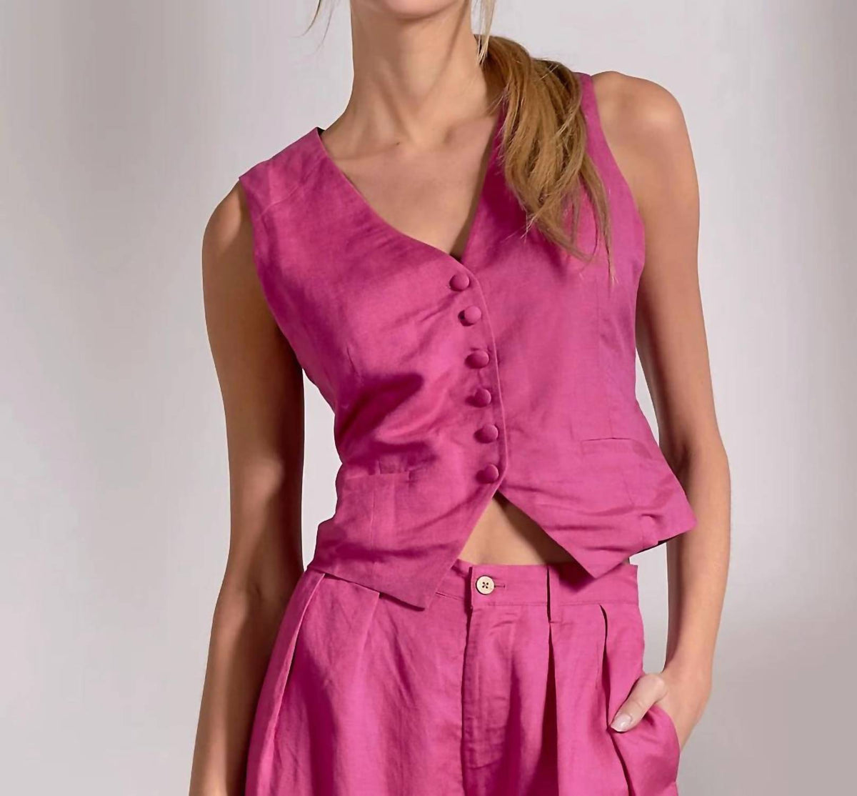 Elan - Halter Vest Top