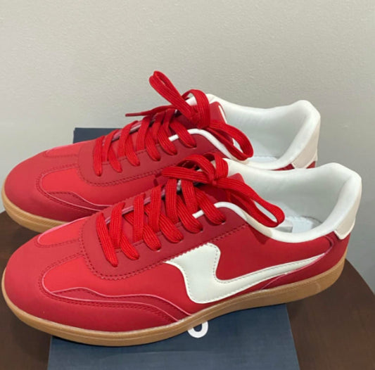 La Sheelah - Women's Modern Sneaker