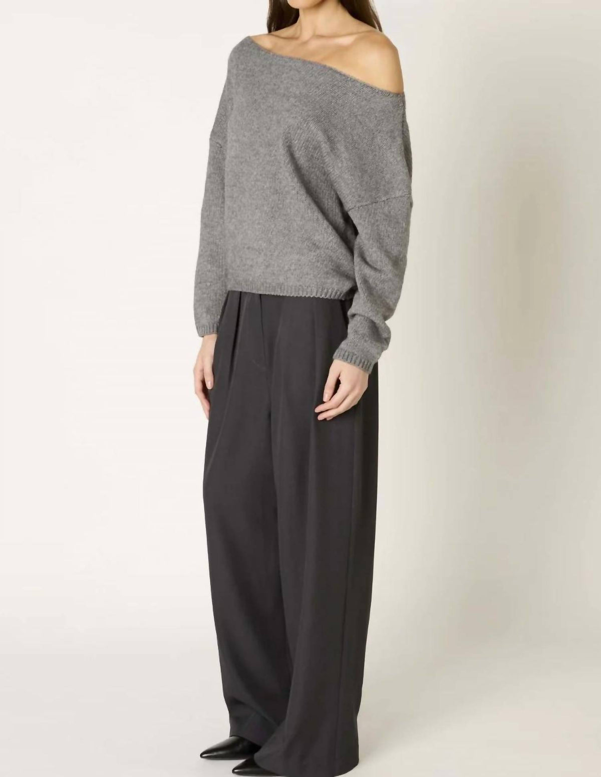 Nia - Nightmoor Off-the-shoulder Sweater