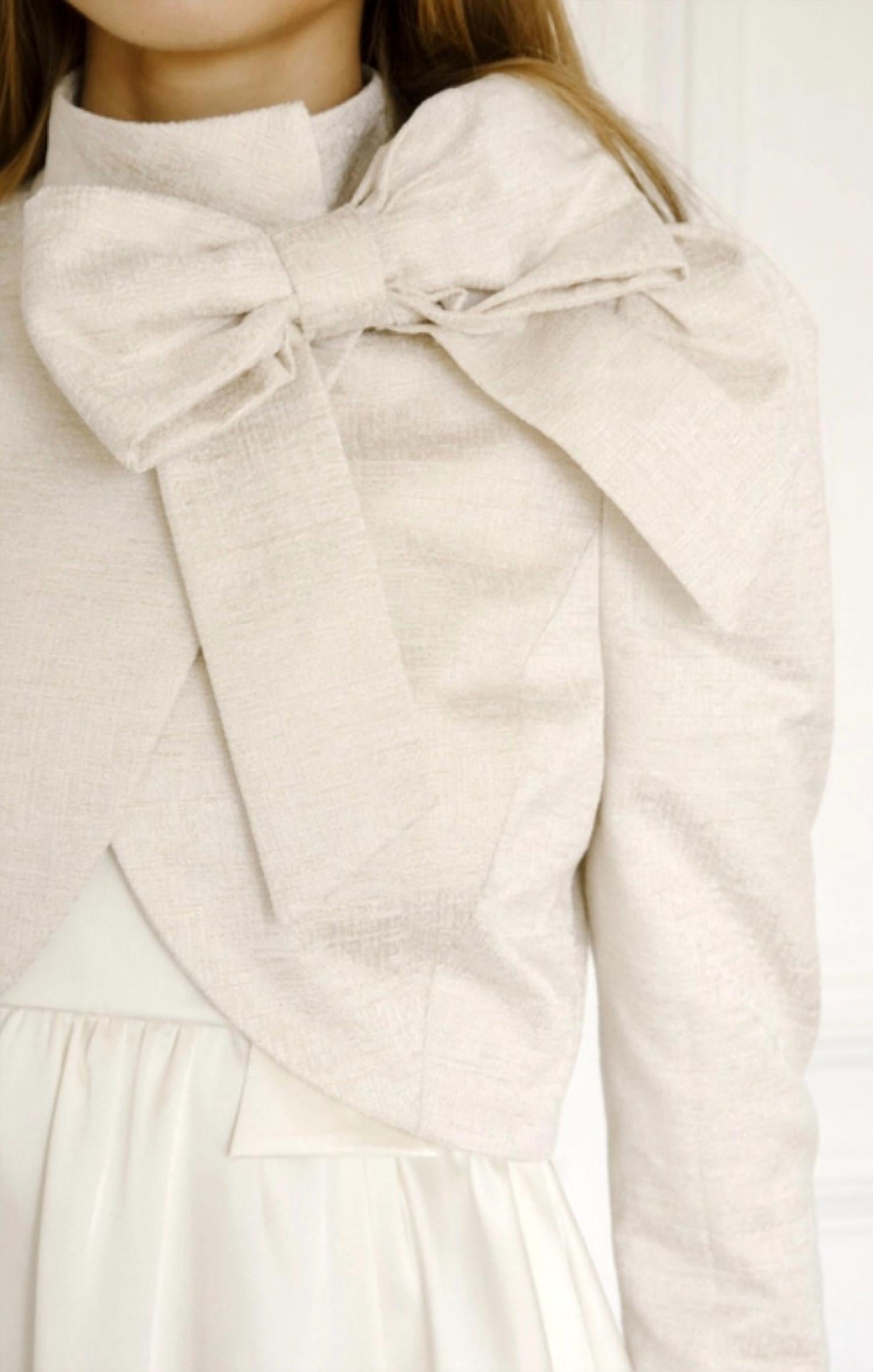 Mint Exclusives - Statement Bow Structured Top