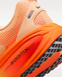 Nike - Men's Vomero 18 Road Running Shoes