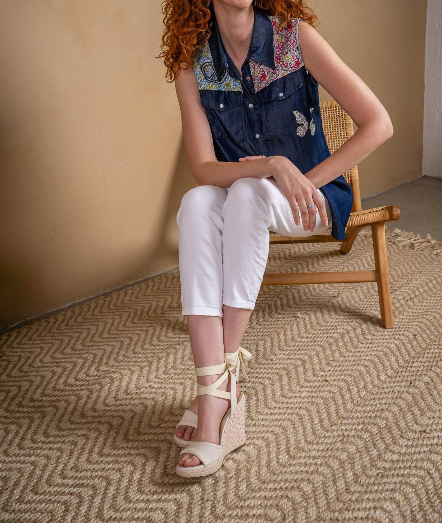 Paparazzi - Tencel Print Yoke And Appliques Shirt