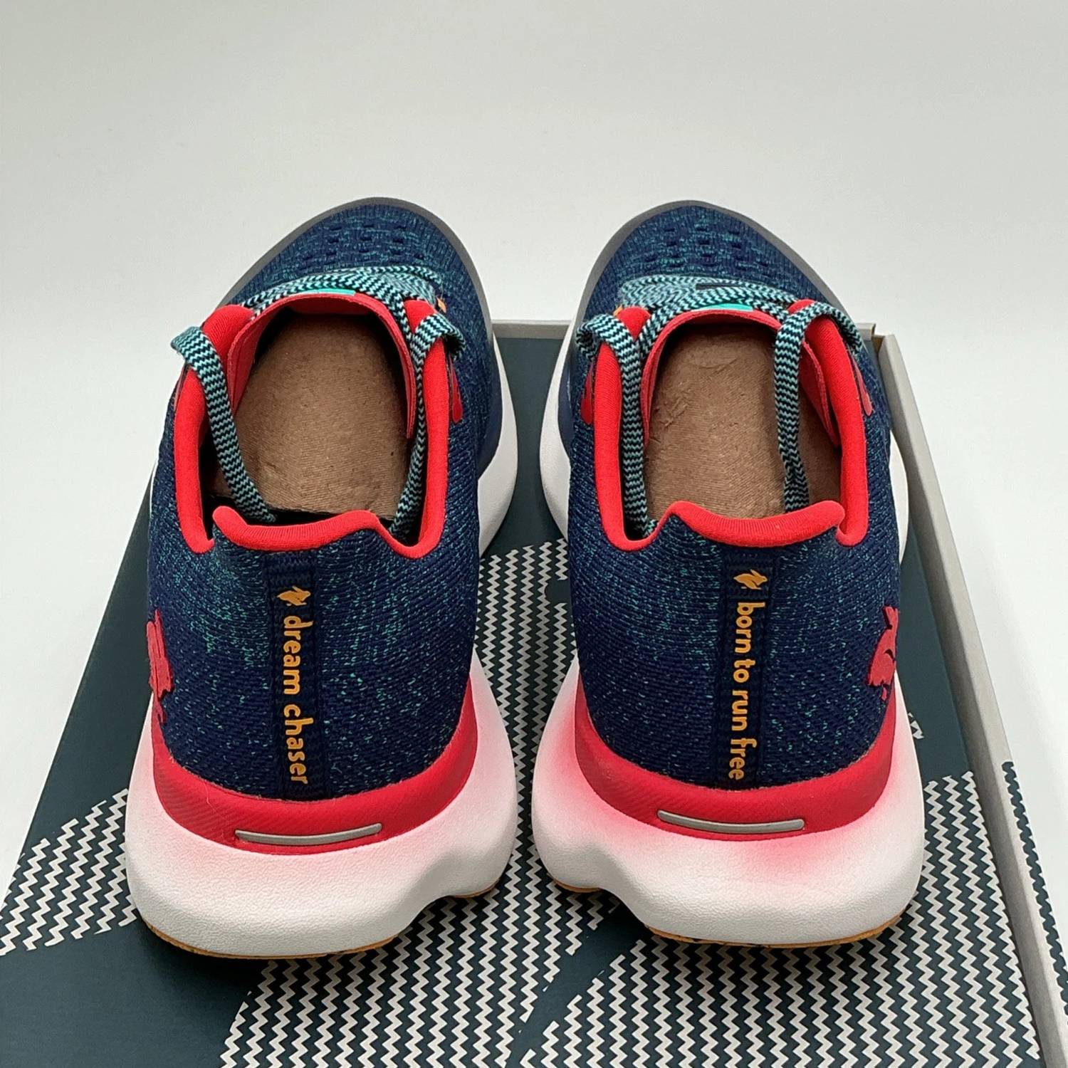 Rabbit - Men's Dream Chaser Running Shoes