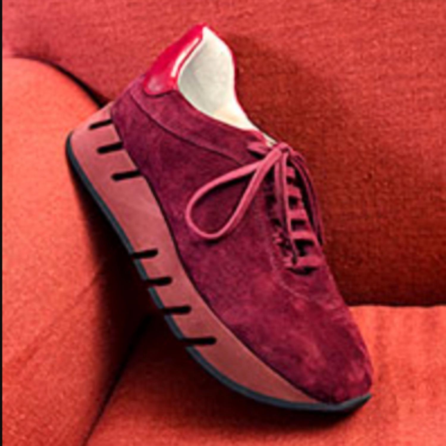 Homers - Women's Lotus Crosta Velvet Sneakers