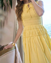 Moon River - Sleeveless Smocked Midi Dress