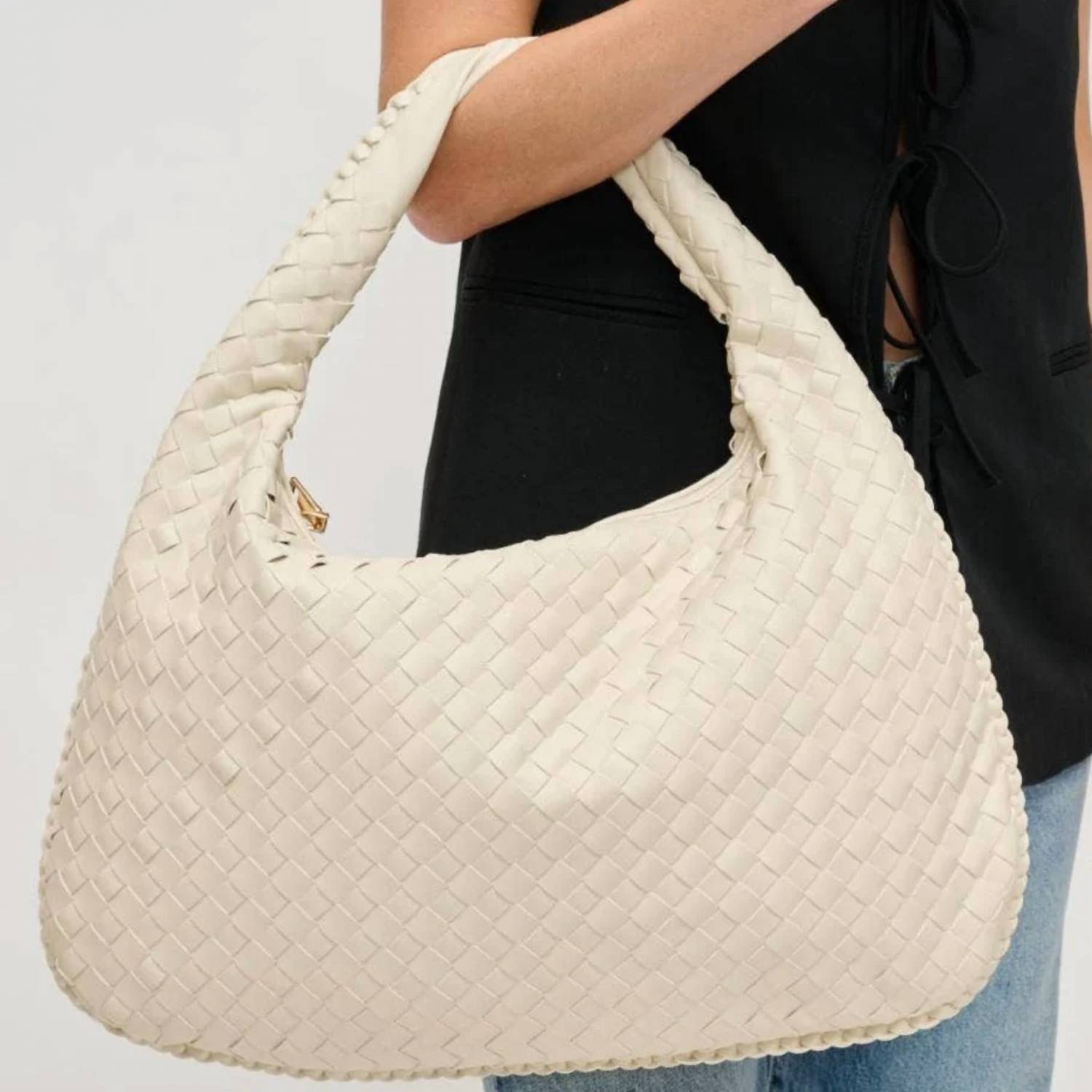 Urban Expressions - Women's Victoria Hobo Bag