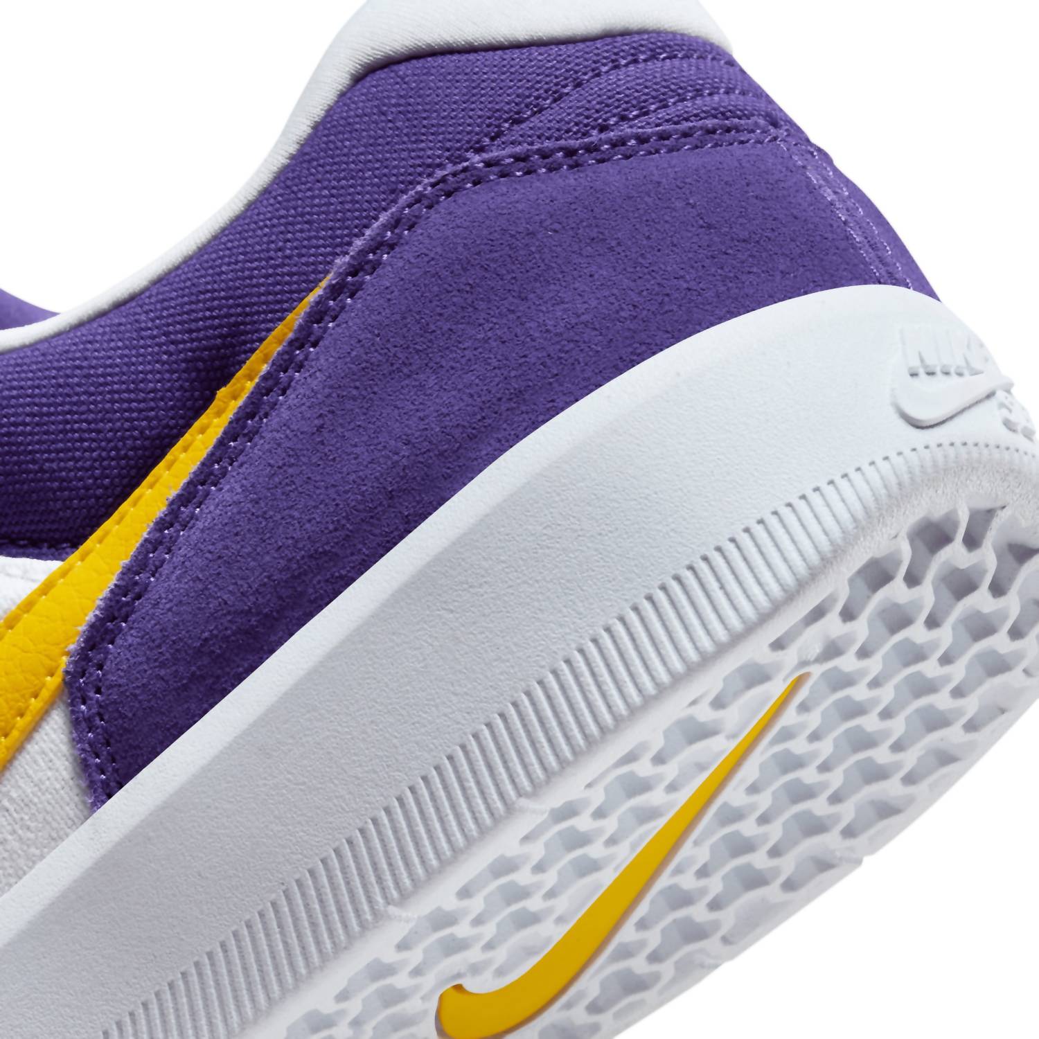 Nike - Men's SB Force 58 Vikings Shoes