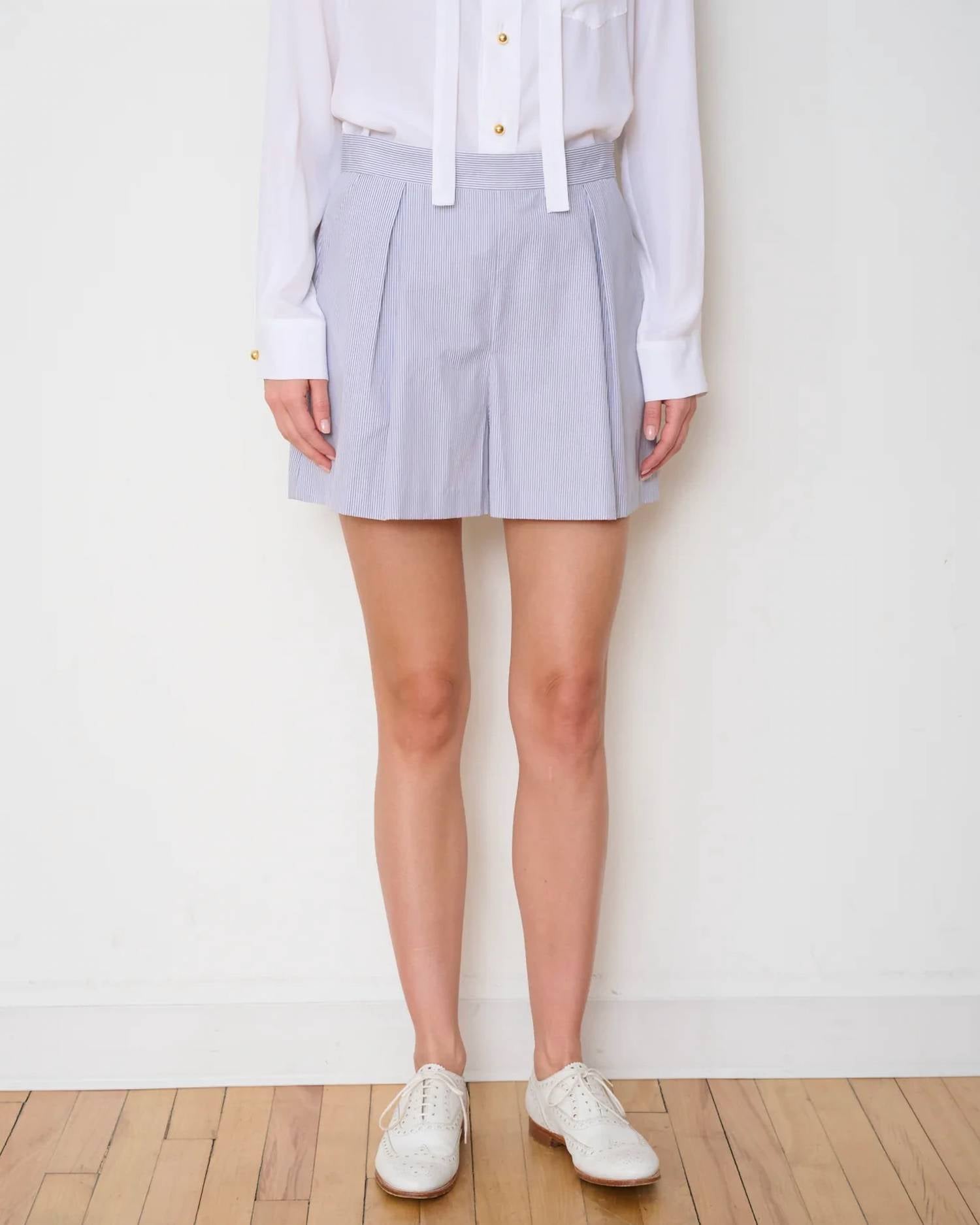 We-Ar4 - Ivy Short