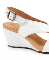 bueno Women's Ippy Wedge Sandal in white - women's sandal - view 5