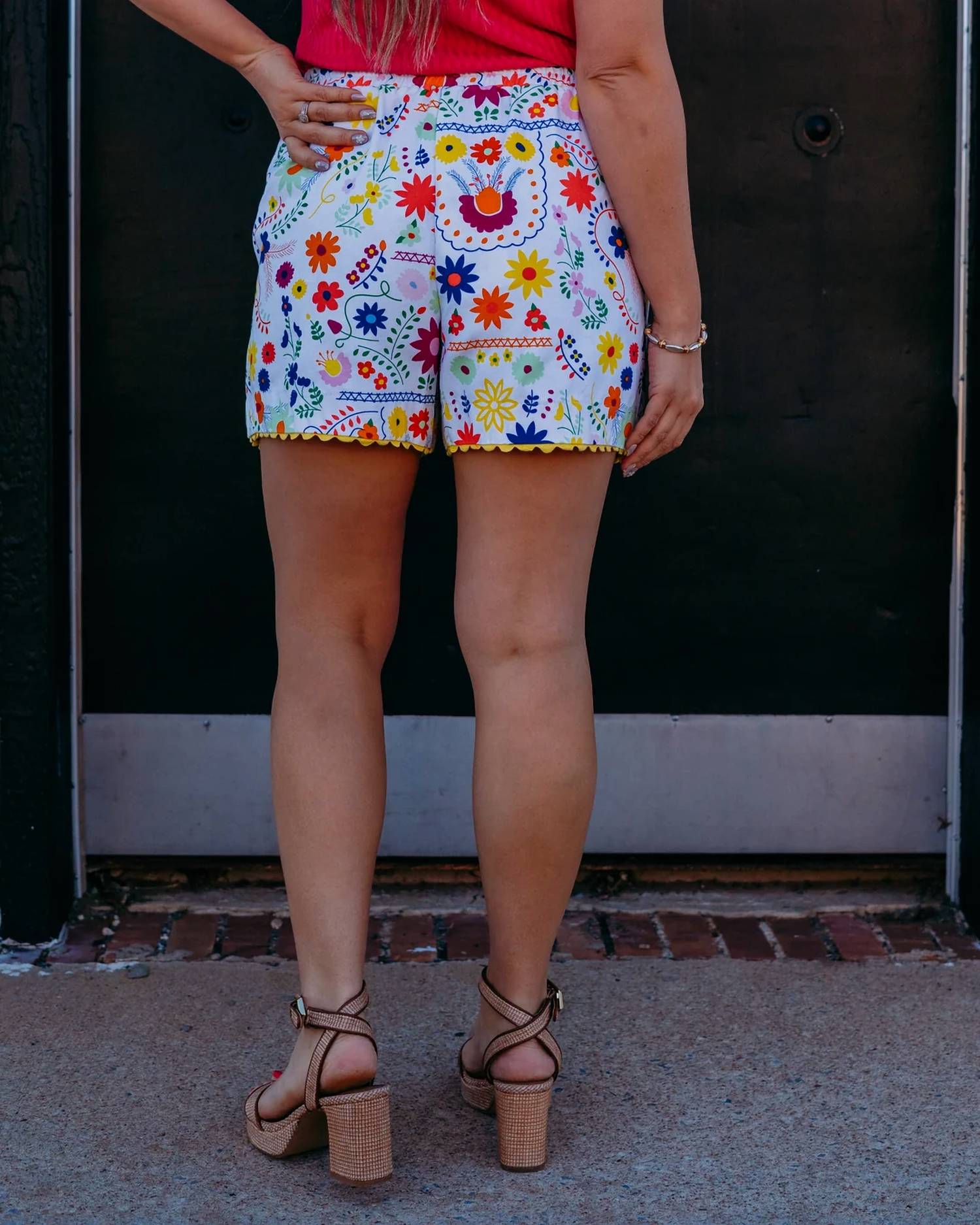 Sister Mary - Flores Shorts