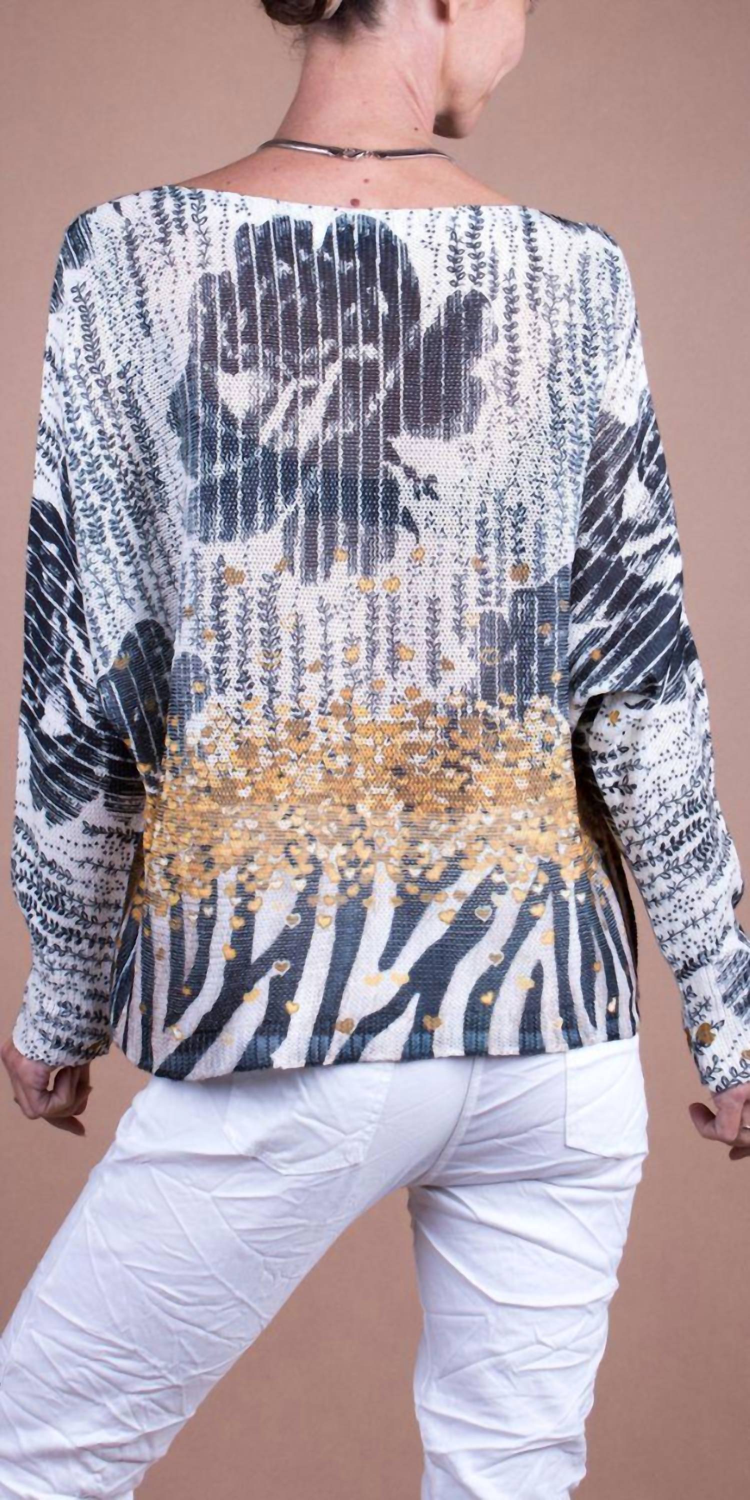 Gigi Moda - Daria Batwing Sweater with Heart Strings Print