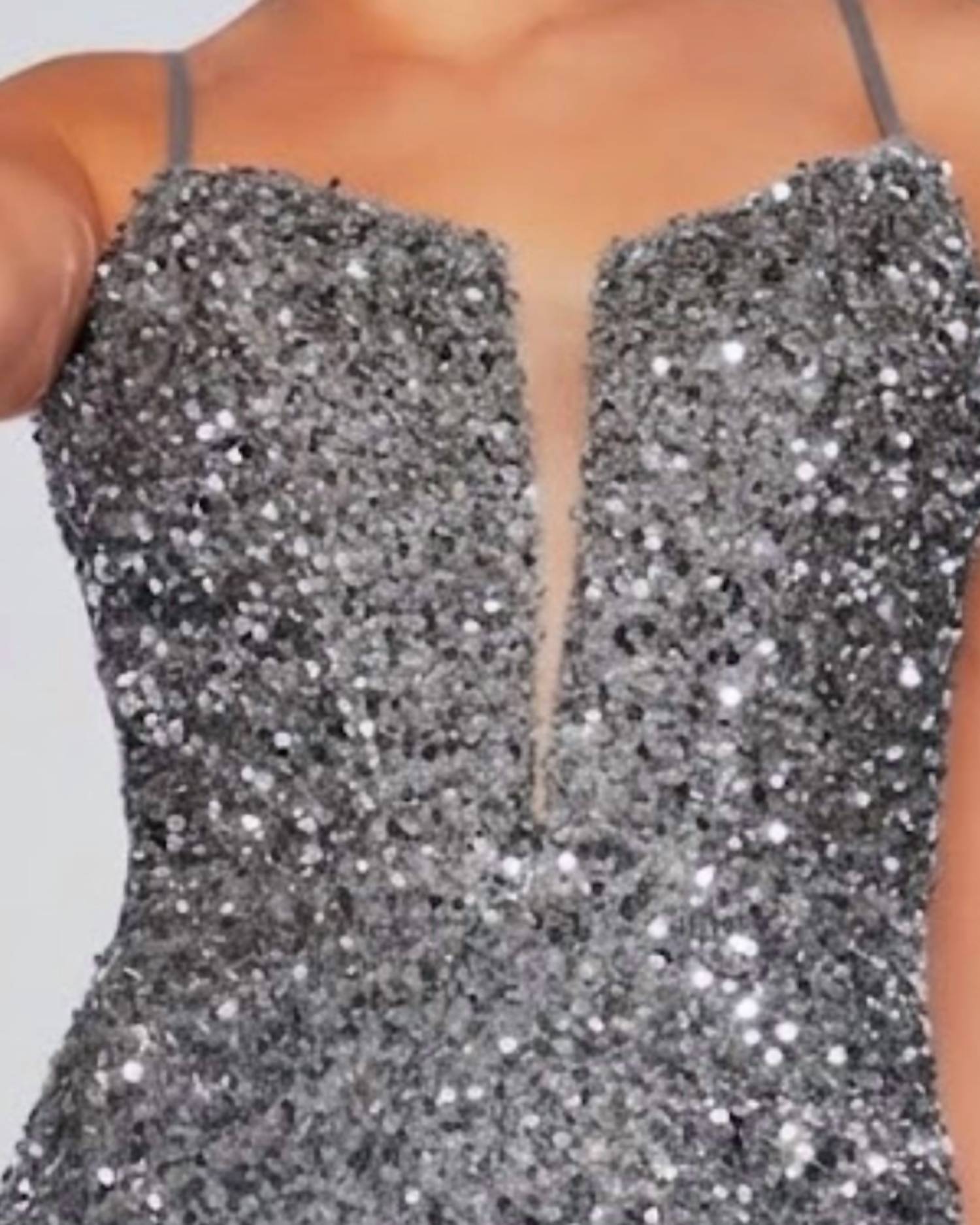 Jovani - Sequin Fitted Short Sleeveless Dress