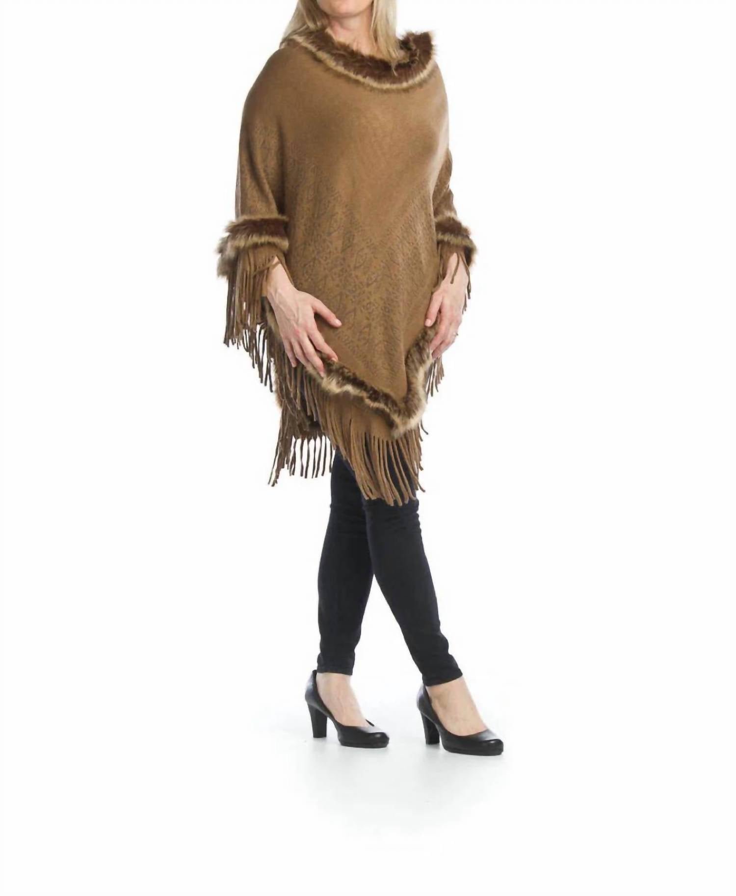 Papillon - Fur Trimmed Poncho