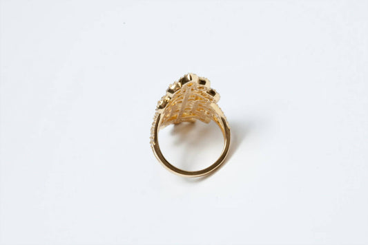 Avenue Chic - Women's Statement Lace Ring