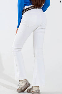 Q2 - Skinny Flare Jeans With Double Button Detail