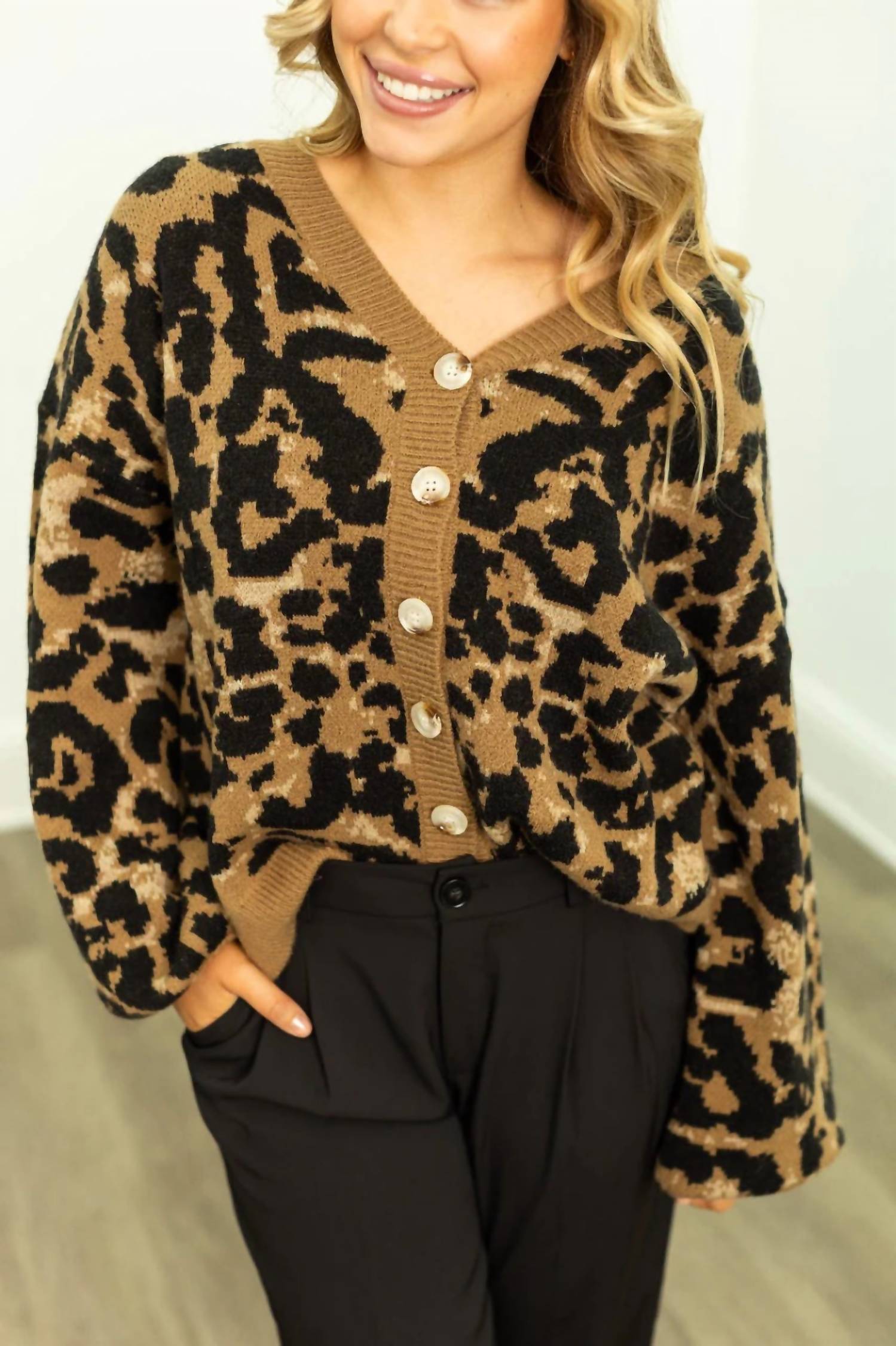 Southern Grace - Cropped Cardigan