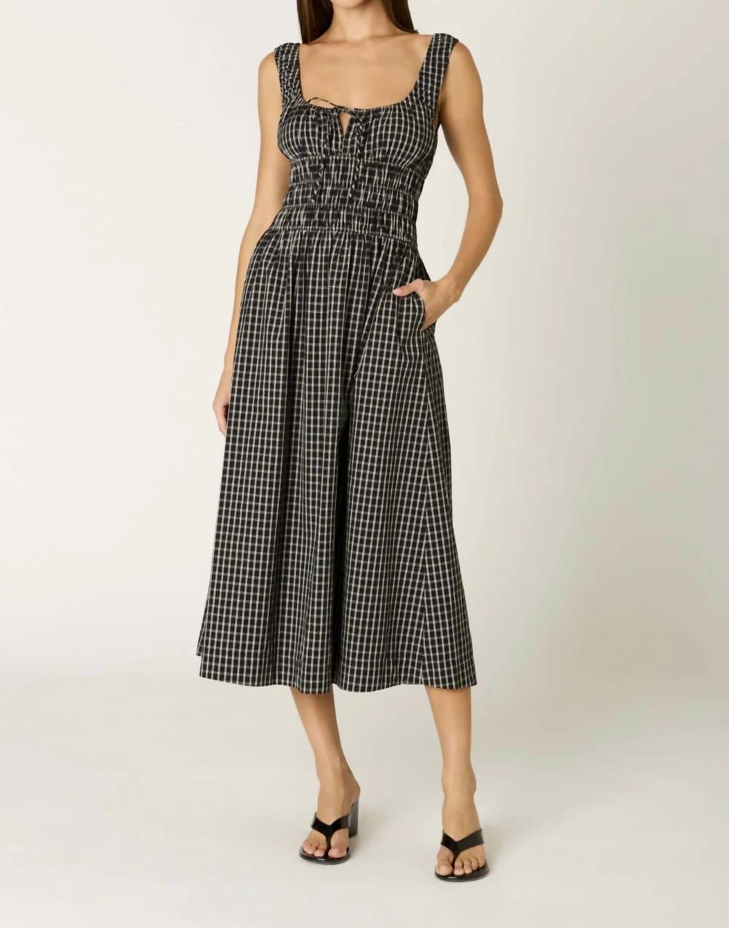 Nia - Salt Midi Dress
